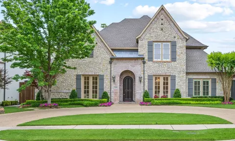 6828 Chevy Chase Ave, Dallas, TX 75225