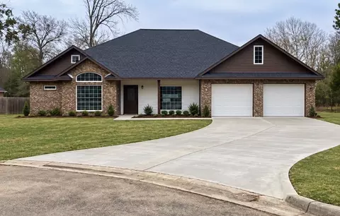 704 Kimberly Ln, Canton, TX 75103