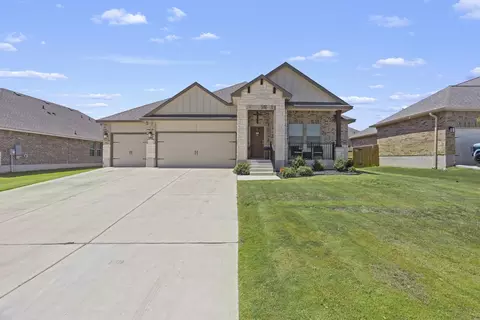 5724 St Charles Dr, Belton, TX 76513