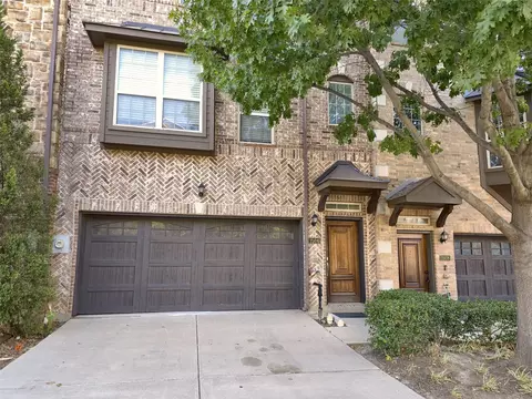 1504 Fox Run Dr, Irving, TX 75063