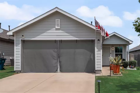 1204 Fairford Rd, Crandall, TX 75114