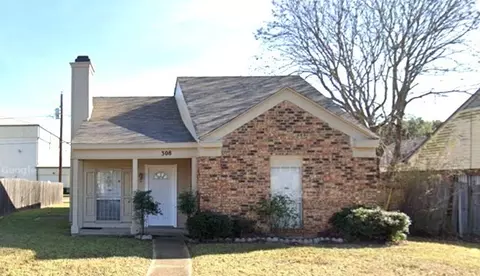 380 Ancestry Ln, Dallas, TX 75217