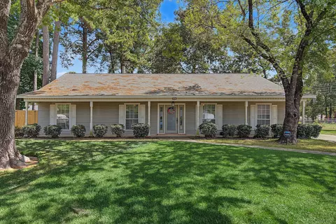 10011 Bedlington Ct, Shreveport, LA 71118
