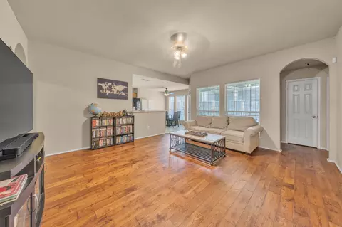 605 E Ross St, Rockwall, TX 75087