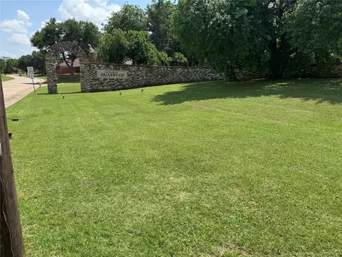1701 Plum Creek Dr, Desoto, TX 75115