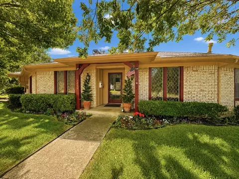 7260 Alto Caro Dr, Dallas, TX 75248
