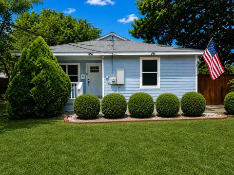 903 Moore St, Mckinney, TX 75069