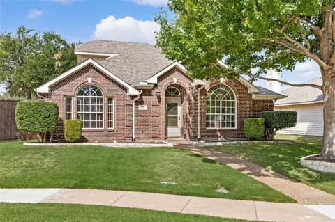 2212 Pinto Ln, Lewisville, TX 75067
