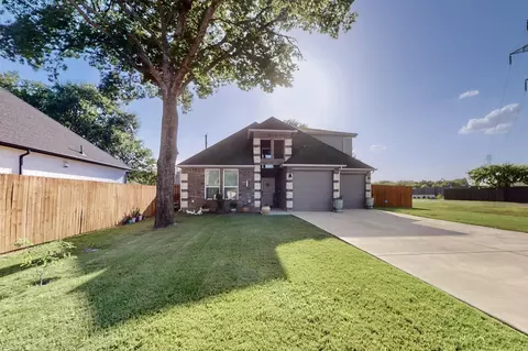 1901 Avenue Ave E, Grand Prairie, TX 75051