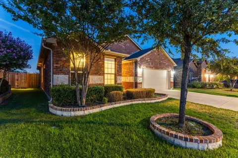 10808 Ersebrook Ct, Haslet, TX 76052