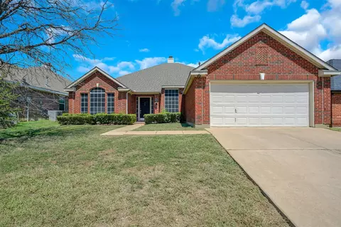 117 Fort Edward Dr, Arlington, TX 76002
