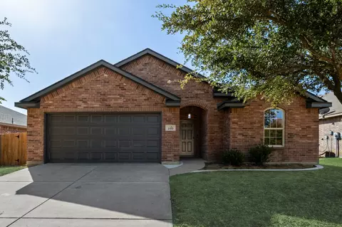 250 Kennedy Dr, Crowley, TX 76036