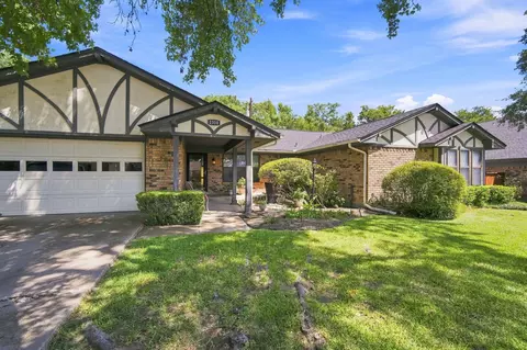 2310 Louise Ln, Ennis, TX 75119