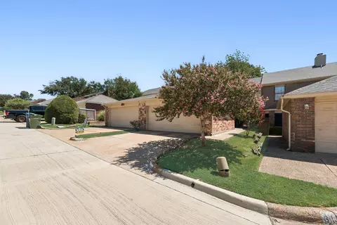 6122 Cypress Point Dr, Garland, TX 75043
