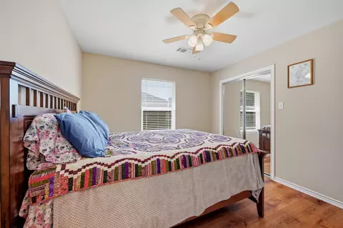 Bedroom - 305 E Bonham, Tom Bean, TX 75489 photo 5 of 6