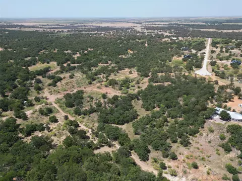 386 Jayden Ln, Loving, TX 76460