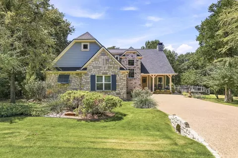 107 Memorial St, Gordonville, TX 76245