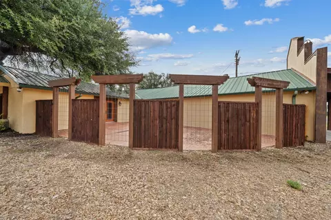 Exterior - 6401 Rock Creek Rd, Waco, TX 76708 photo 6 of 8