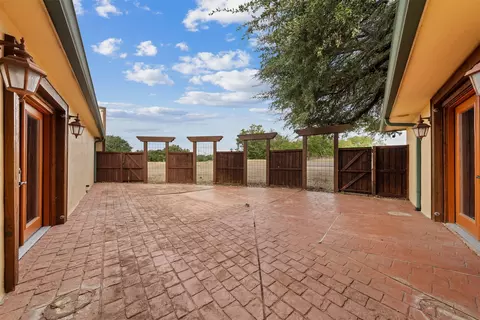 Exterior - 6401 Rock Creek Rd, Waco, TX 76708 photo 3 of 8