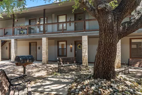 1348 12th St #15, Waco, TX 76706