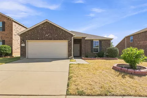 2356 Bernese Ln, Fort Worth, TX 76131