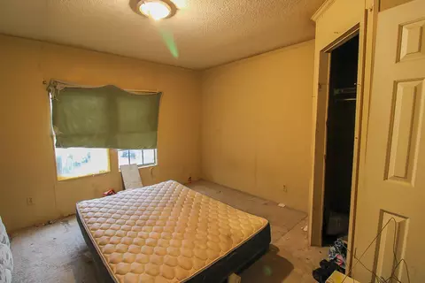 Bedroom - 204 E 9th, Hooks, TX 75561 photo 2 of 4