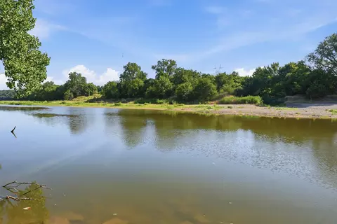 View/Area - 1136 County Road 306b, Rainbow, TX 76077 photo 2 of 11