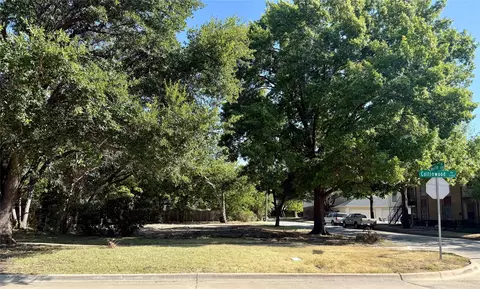 5100 Collinwood Ave, Fort Worth, TX 76107