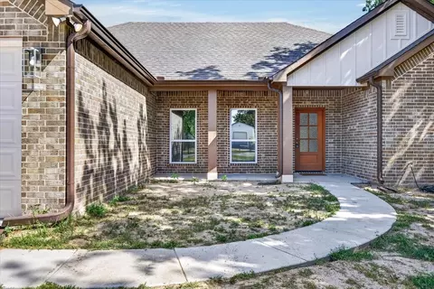140 Bedfords Bnd, Gun Barrel City, TX 75156