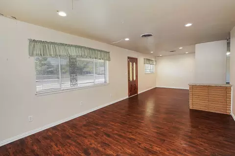 Living - 600 E Liberty St, Pilot Point, TX 76258 photo 2 of 11