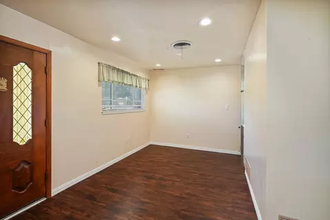 Living - 600 E Liberty St, Pilot Point, TX 76258 photo 6 of 11