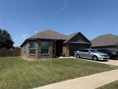 1036 Tumbleweed Trl, Crowley, TX 76036