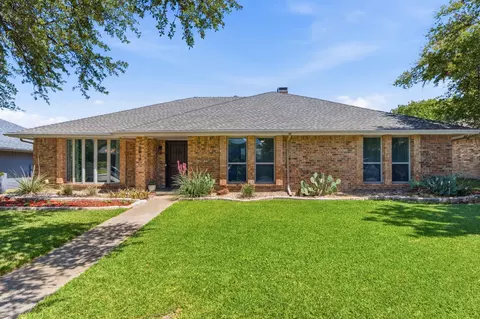 2319 Castle Rock Rd, Carrollton, TX 75007