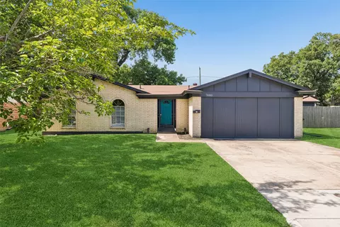 7440 Beckwood Dr, Fort Worth, TX 76112