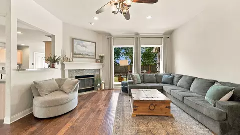 Living - 508 E Oak St, Aledo, TX 76008 photo 4 of 4