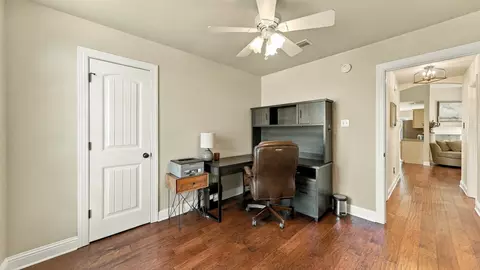 Entry Way - 508 E Oak St, Aledo, TX 76008 photo 3 of 3