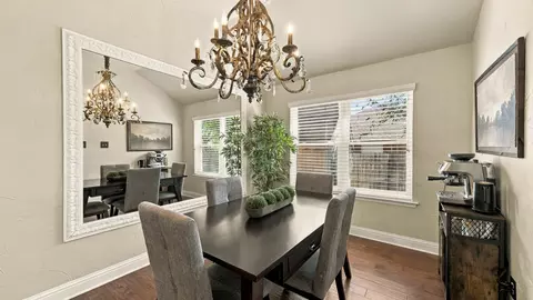 Dining - 508 E Oak St, Aledo, TX 76008 photo 2 of 6