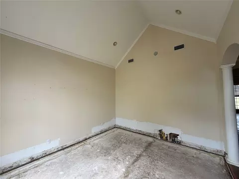 Living - 120 Burton St, Longview, TX 75603 photo 2 of 6