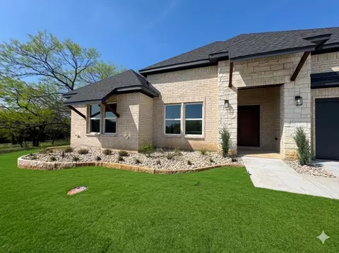 546 Roberts Run, Sherman, TX 75092