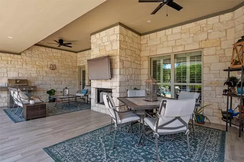 Exterior - 101 Morningview Cir, Waco, TX 76708 photo 4 of 9