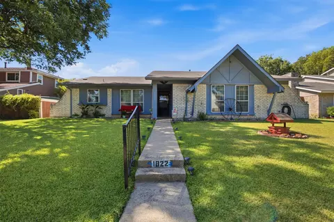 1822 Caldwell Dr, Garland, TX 75041