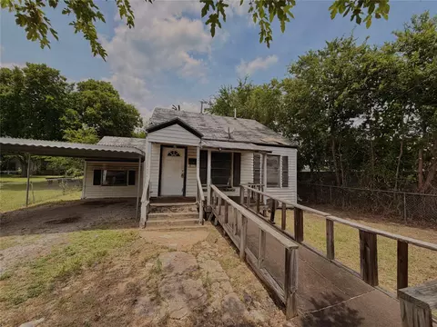 2009 Kingsley Dr, Dallas, TX 75216