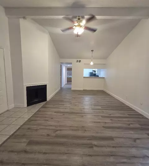 8545 Midpark Rd #44, Dallas, TX 75240