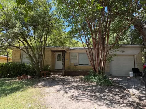 3131 Nutting Dr, Dallas, TX 75227