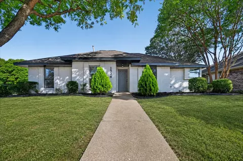 1528 Estrella Dr, Plano, TX 75074