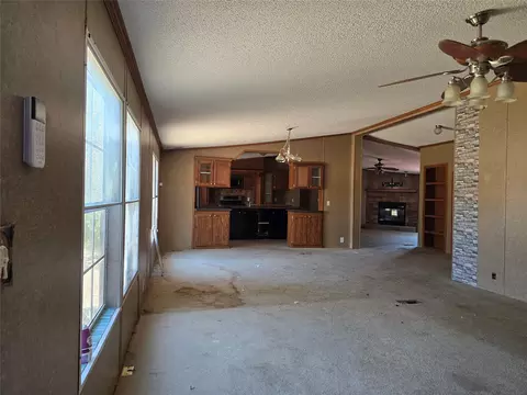 3003 Hilltop Rd, Granbury, TX 76048