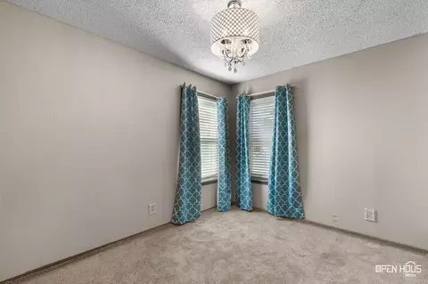 Bedroom - 206 E Summit Ave, Electra, TX 76360 photo 1 of 8