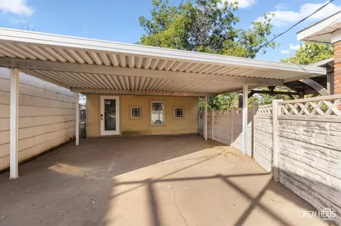 Exterior - 206 E Summit Ave, Electra, TX 76360 photo 6 of 7