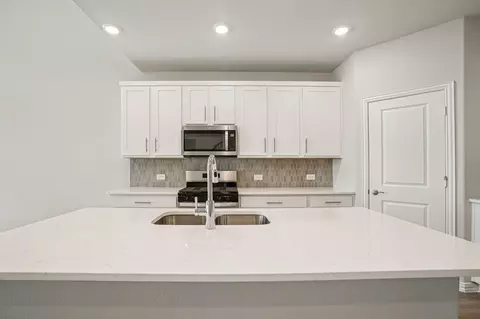 2126 Longchamp Ln, Seagoville, TX 75159