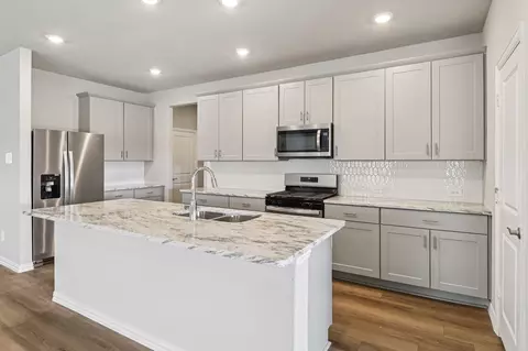 2122 Longchamp Ln, Seagoville, TX 75159